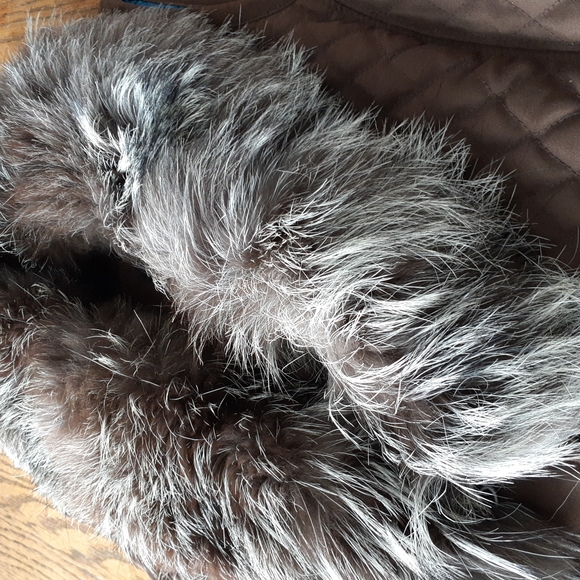 Silver Fox Detachable Collar. - Picture 2 of 6